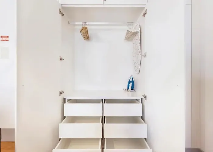 Colosseum Building - Betha Apartmán *